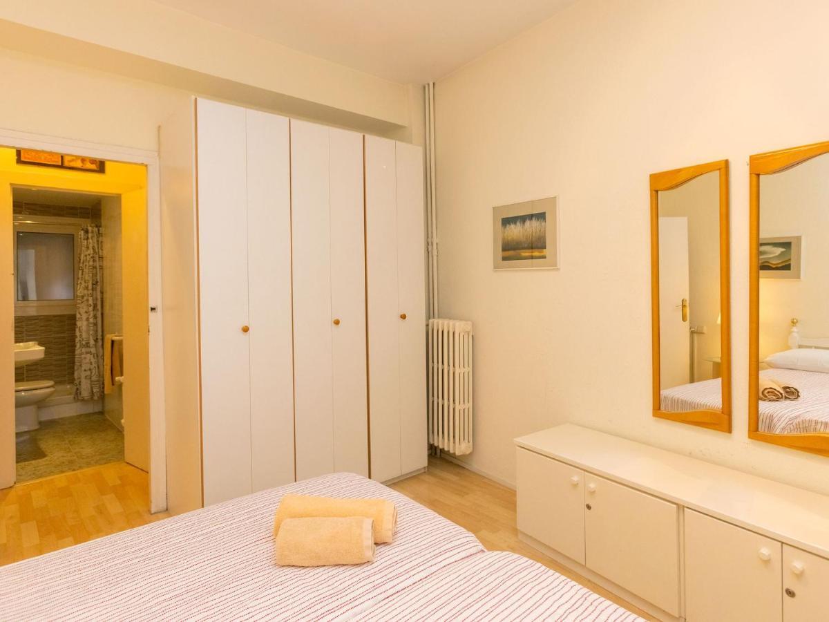 Apartment Eixample Dret Corsega Roger Lluria By Interhome Barcelona Luaran gambar