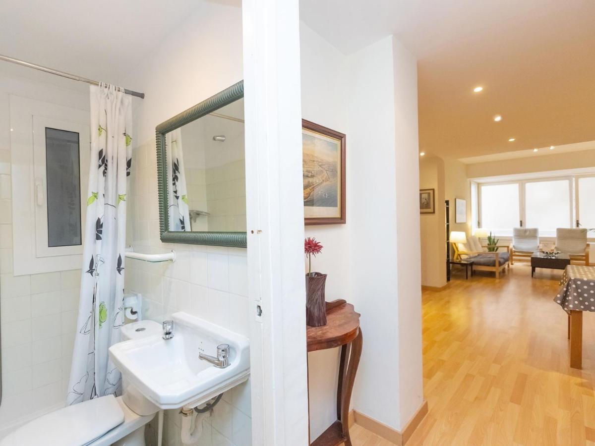 Apartment Eixample Dret Corsega Roger Lluria By Interhome Barcelona Luaran gambar